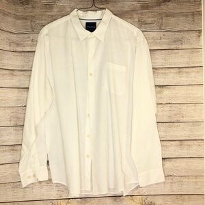 Tommy Bahama Linen button down Shirt
